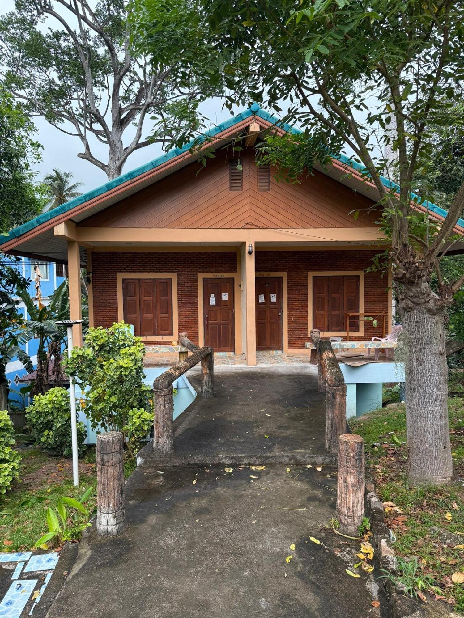 Hotel P'Un House Ko Tao Exterior foto